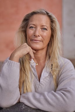 Författarbild färg_liten copy (kopia)